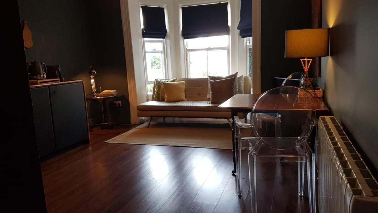 Claremount Apartment เบรย์ ภายนอก รูปภาพ